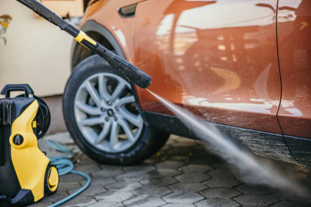 Best Pressure Washing Contractors  in Crestwood, MO