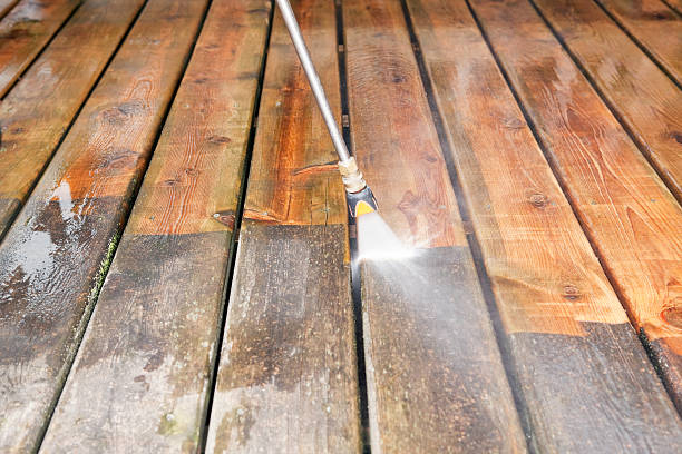Best Concrete Pressure Washing  in Crestwood, MO